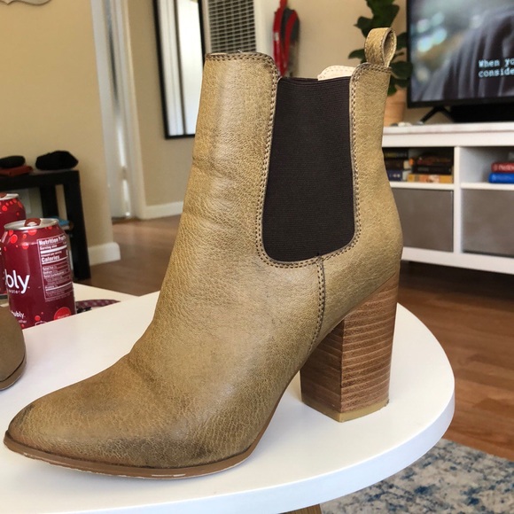 Billini two-tone ankle booties - Picture 6 of 8